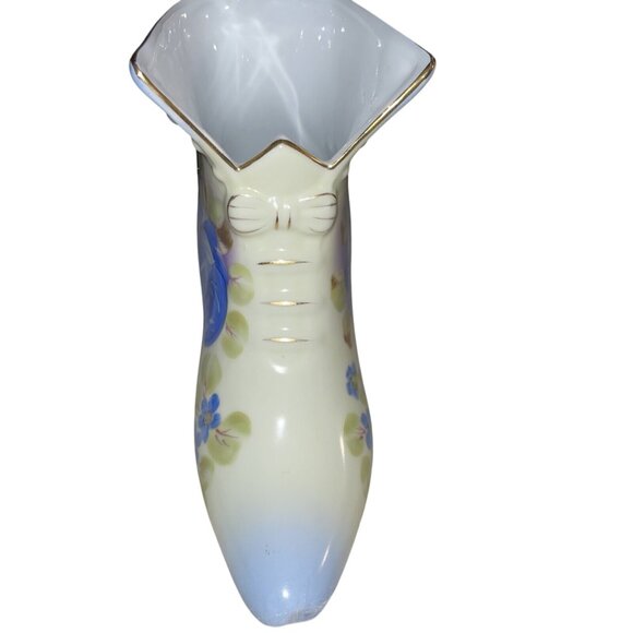 Antique Hand-Painted Nippon Boot Vase With Floral Pattern - Picture 3 of 12